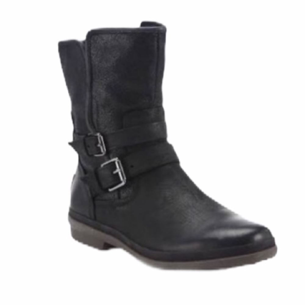 UGG Simmons Black waterproof boots EUC